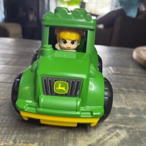 Mega Bloks Big Blocks John Deere Lil' Tractor First Builders